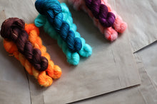 Load image into Gallery viewer, Ooey Gooey Cowl Kit