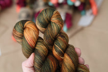 Load image into Gallery viewer, Olive Oysterling