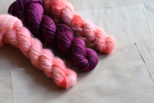 Load image into Gallery viewer, Ooey Gooey Cowl Kit
